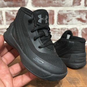 Under Armour Curry Kids Shoes Sz 6K